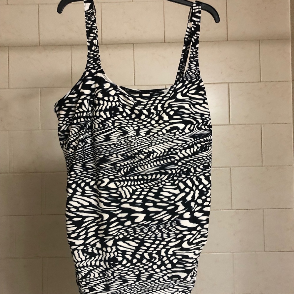 KRISTA- Tankini Swimsuit Bathing Suit Top Only Sz 2X